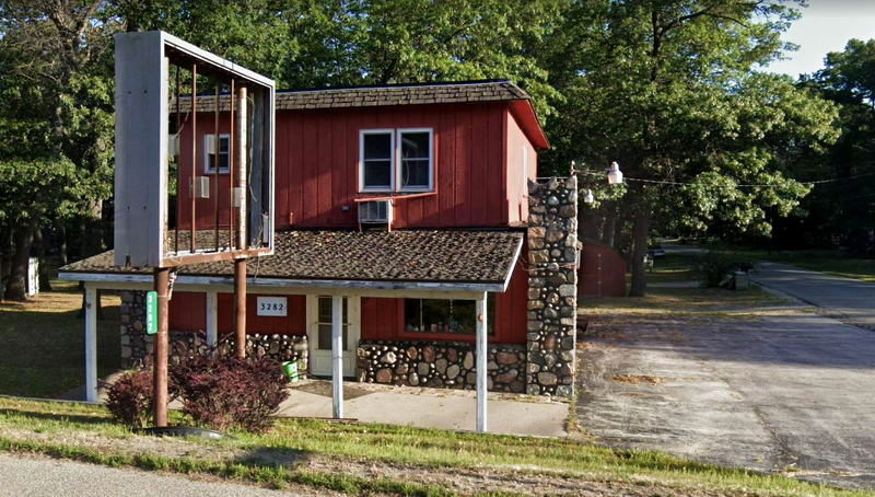 Zublers Indian Craft Shop - Street View Photo (newer photo)